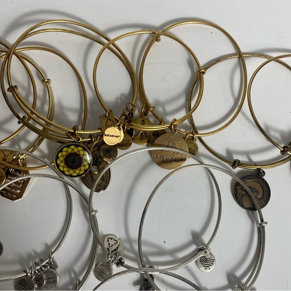 Sold - Picture 8 of 13